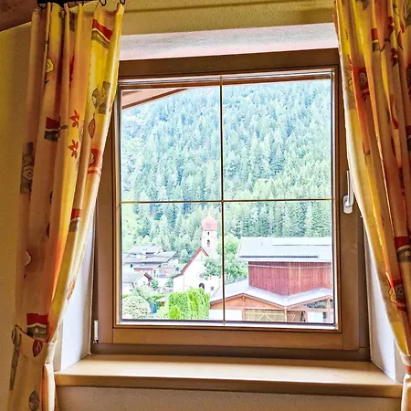 Am Weitfeld-3 By Interhome Apartamento Längenfeld